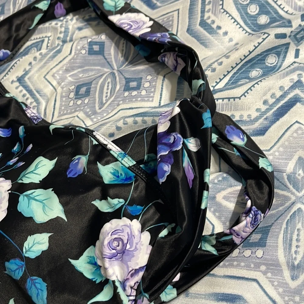 Tempt Me nwt women’s